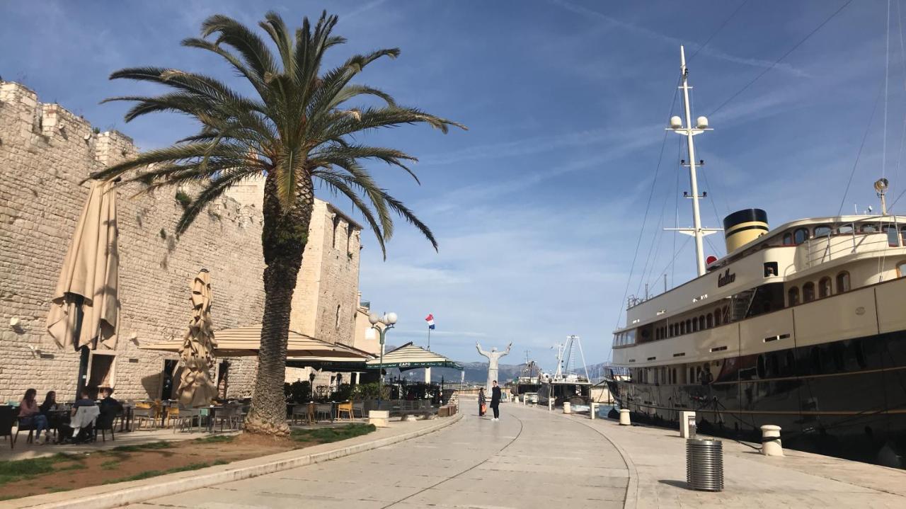 Apartments Villa Macola Trogir Exterior photo